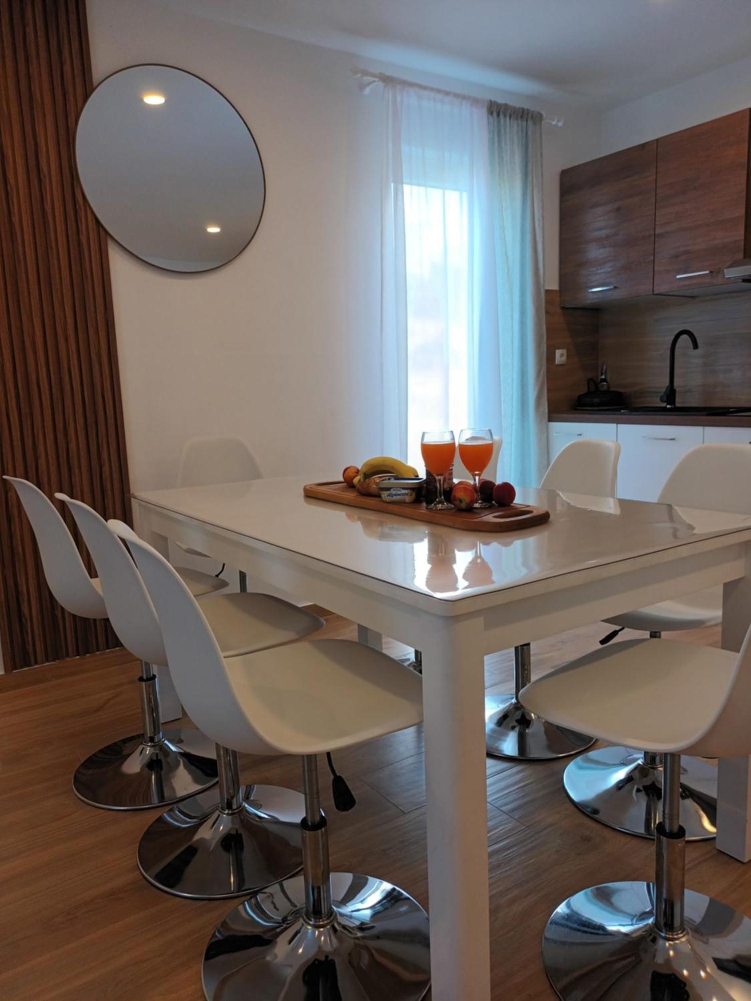 Apartmani Tolj Makarska Exterior foto