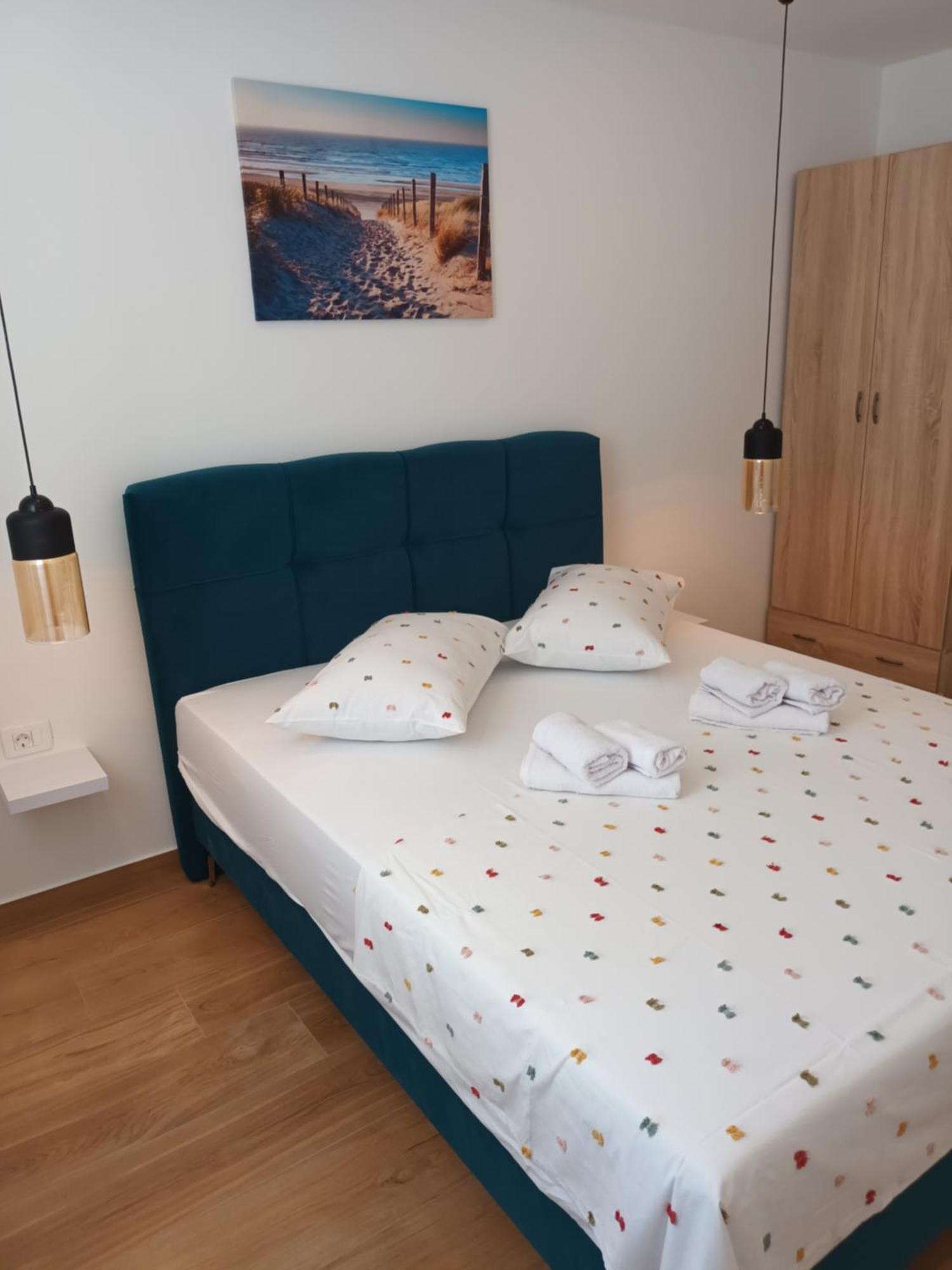 Apartmani Tolj Makarska Exterior foto